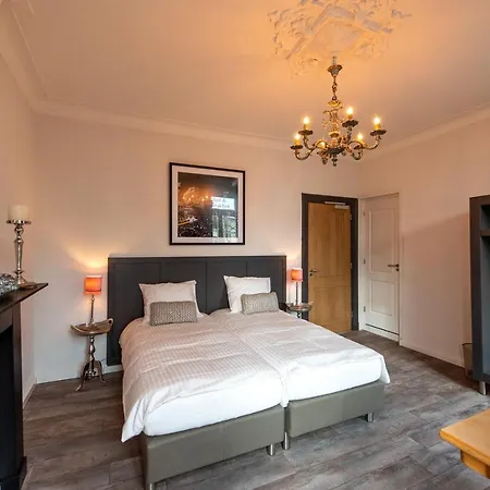 Hendrik Bed & Breakfast *