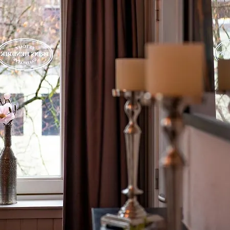 住宿加早餐酒店 Hendrik 芬洛